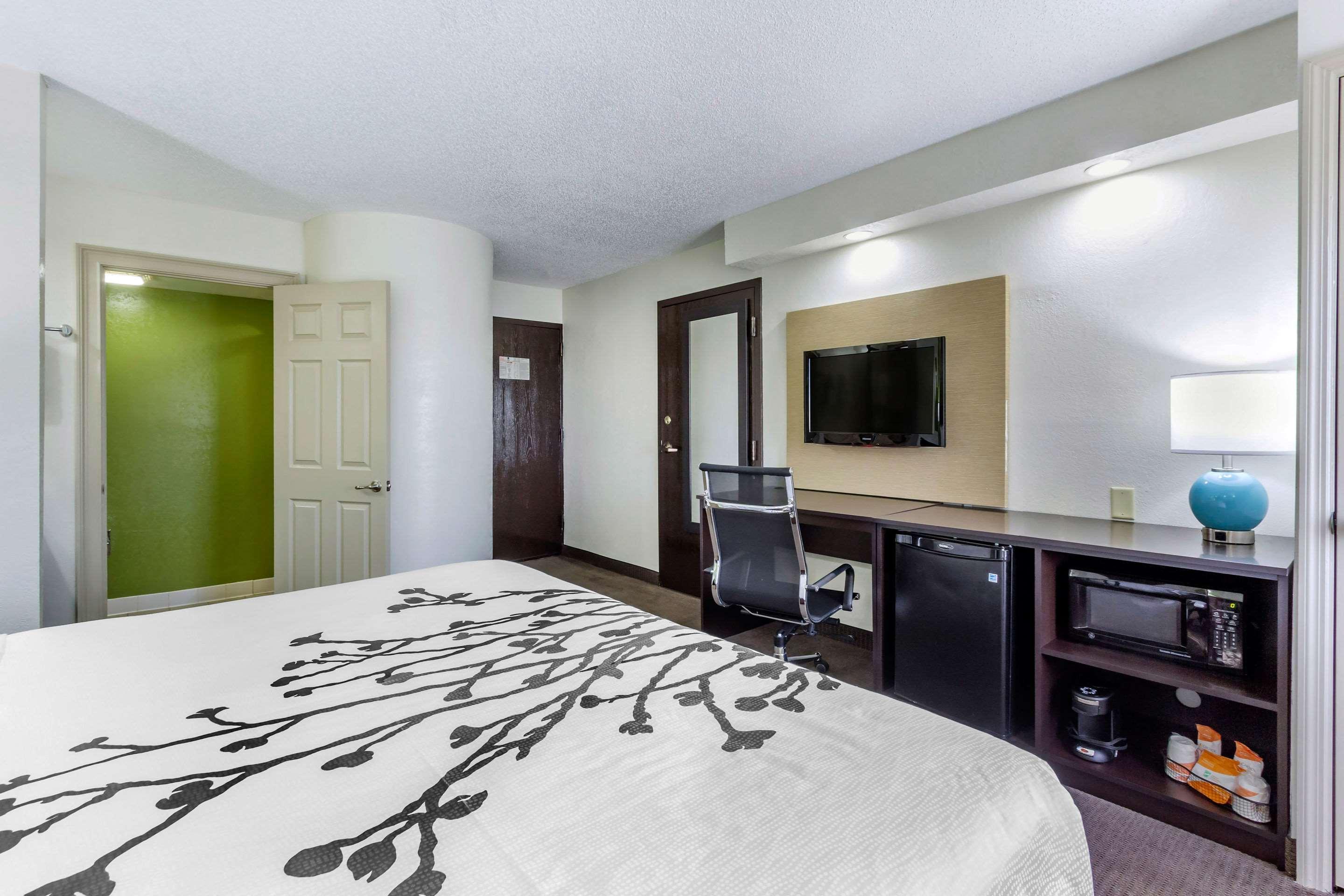 Sleep Near Busch Gardens - Usf Inn
