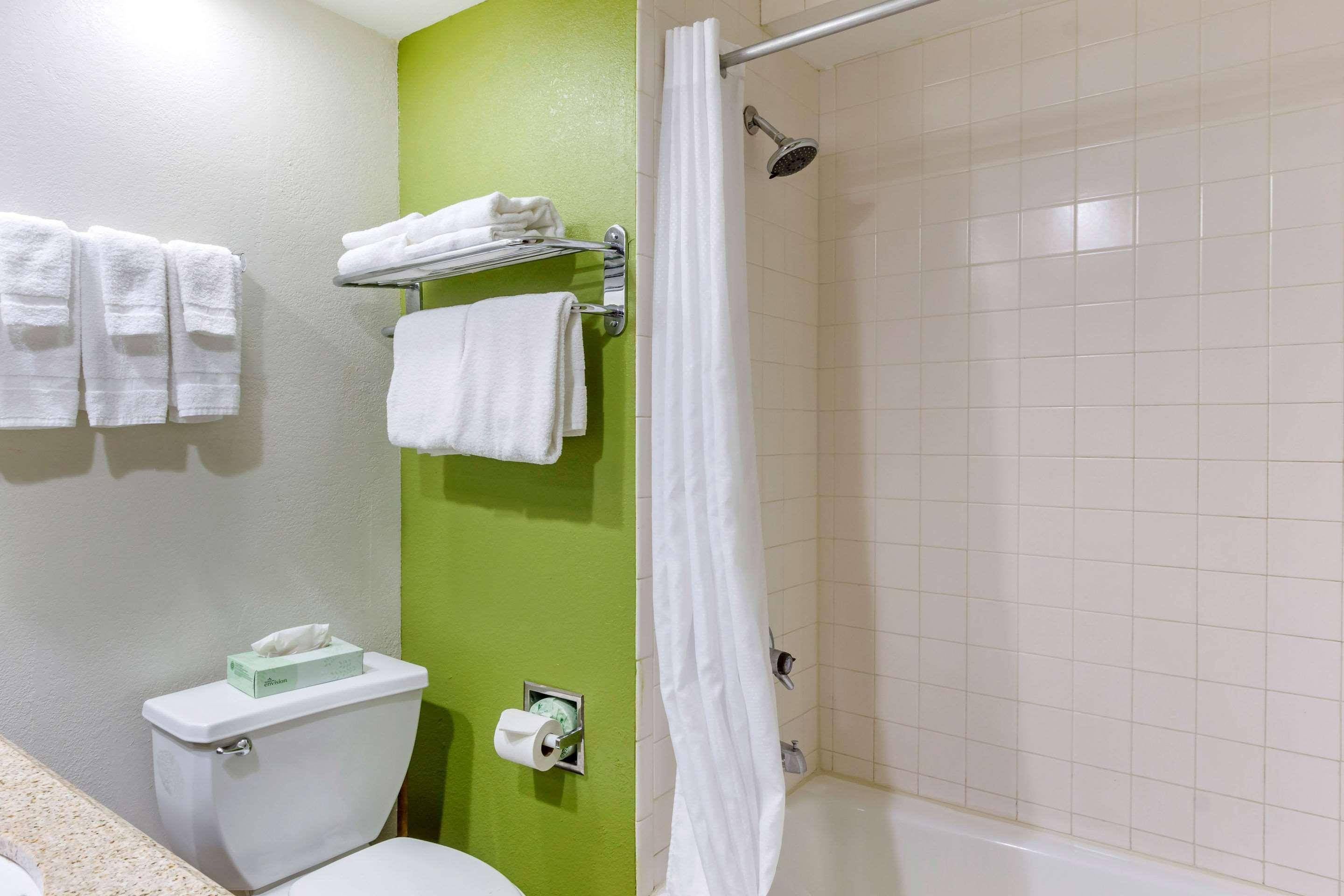 Inn Sleep Near Busch Gardens - Usf