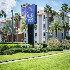 Sleep Near Busch Gardens - Usf Estalagem Temple Terrace