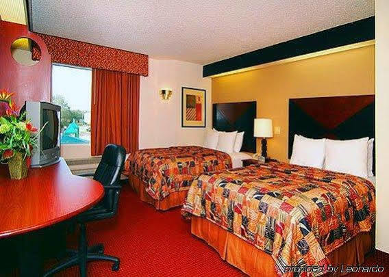Sleep Near Busch Gardens - Usf Temple Terrace